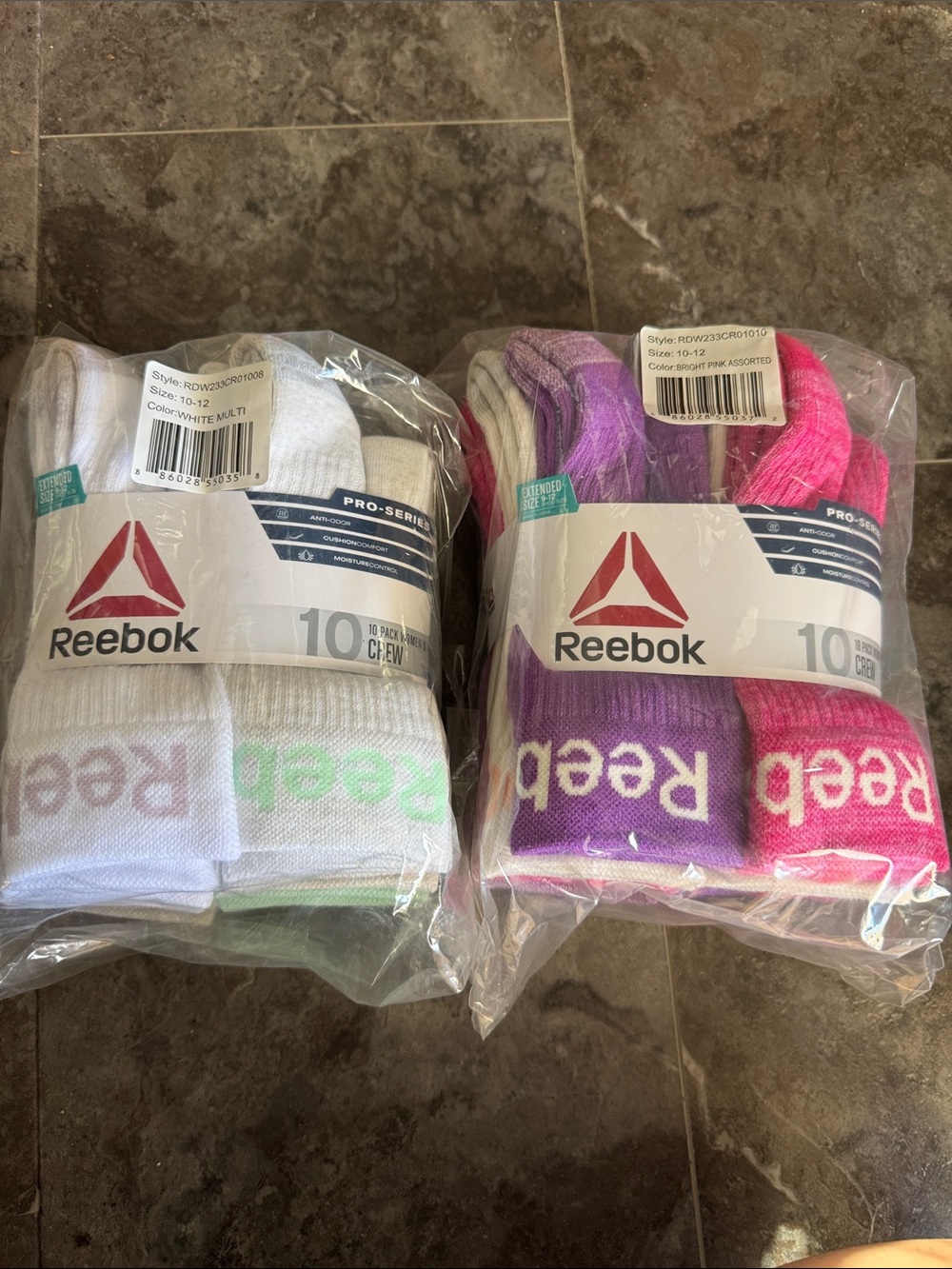 Women’s Reebok crew socks